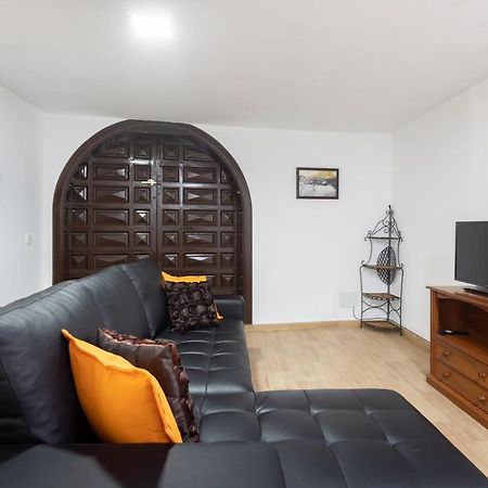 La Esperanza Downtown 3 Bd Apt El Rosario  Екстериор снимка